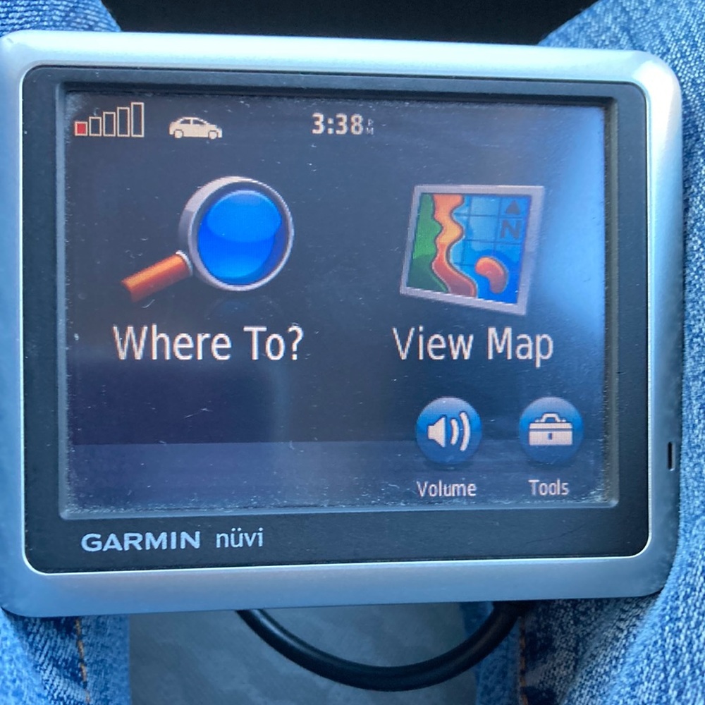 1 Garmin Nuvi 1200